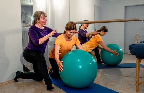 Behandlung mit Ball